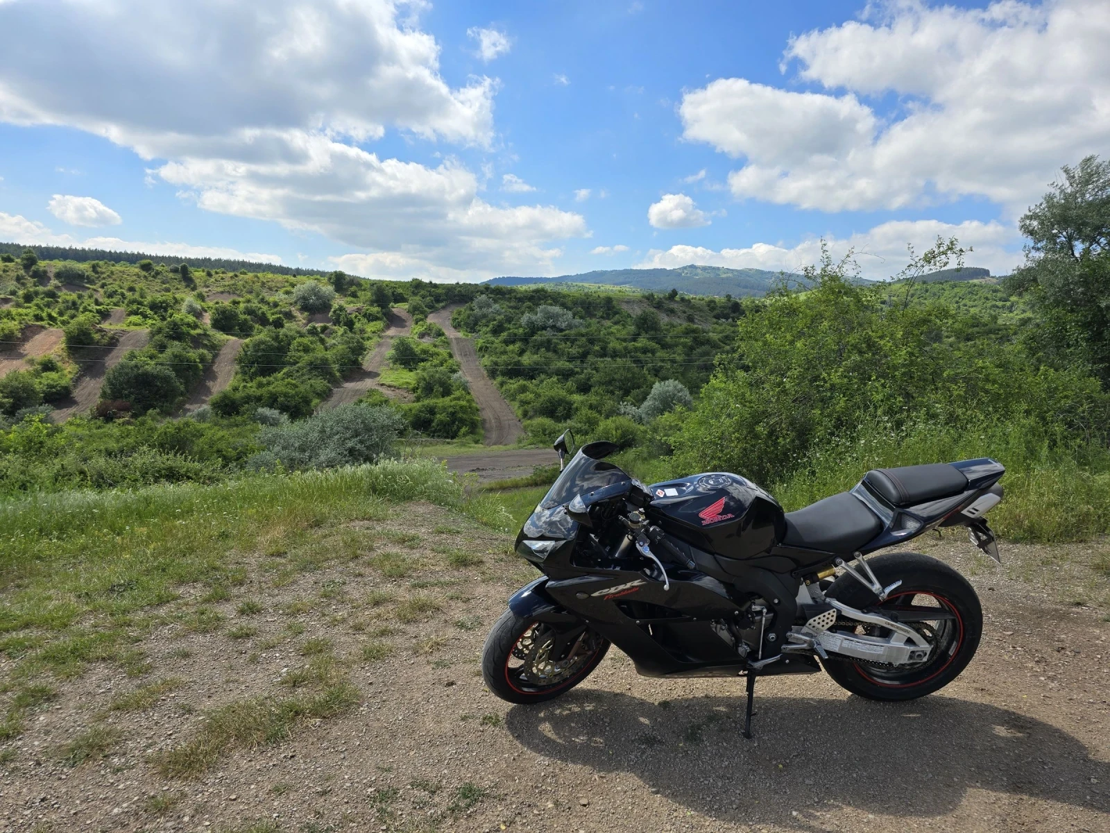 Honda Cbr 1000RR - изображение 2
