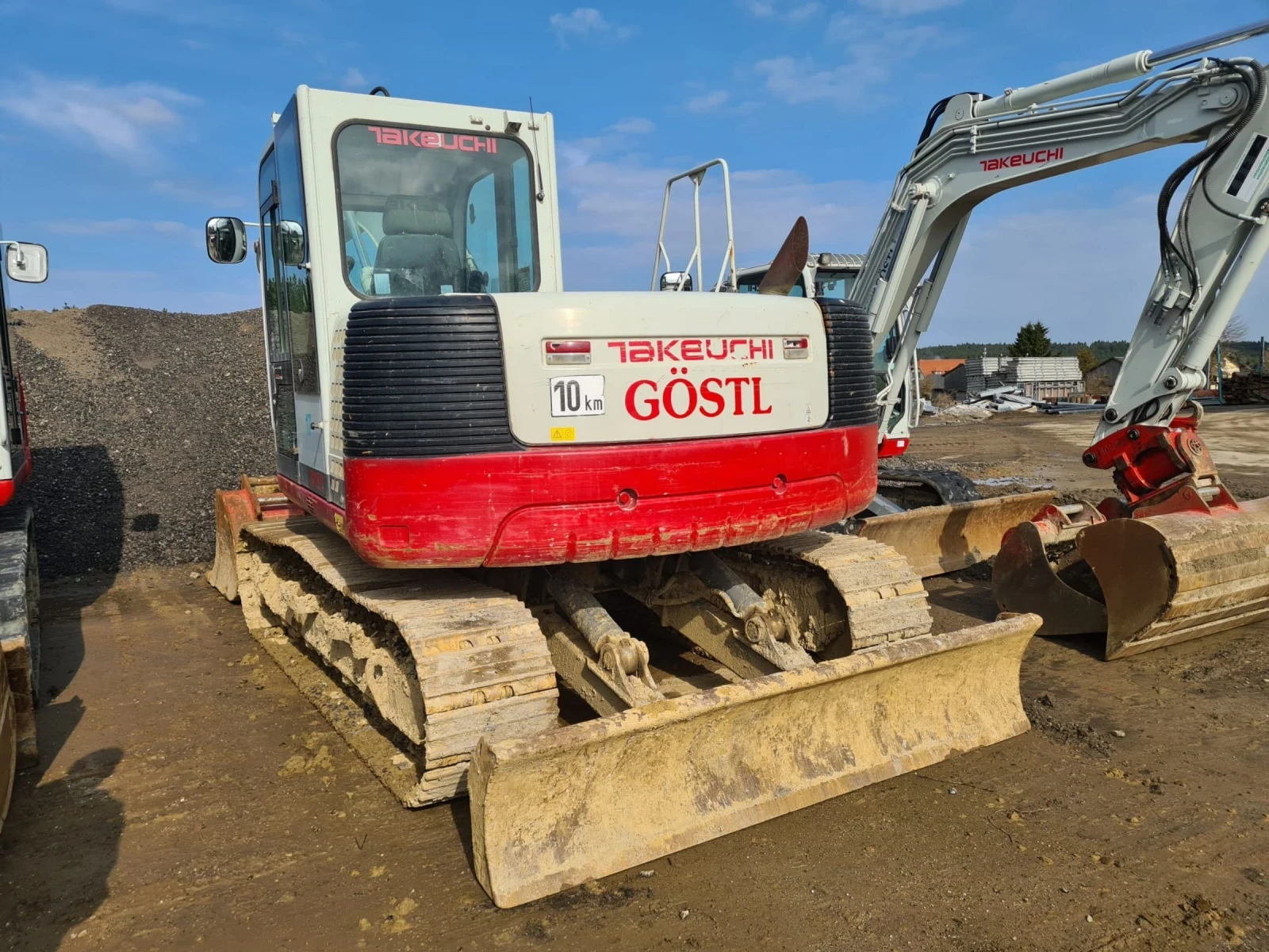 Багер Takeuchi TB 1140  15 000 ТОНА 4 бр КОФИ - изображение 3