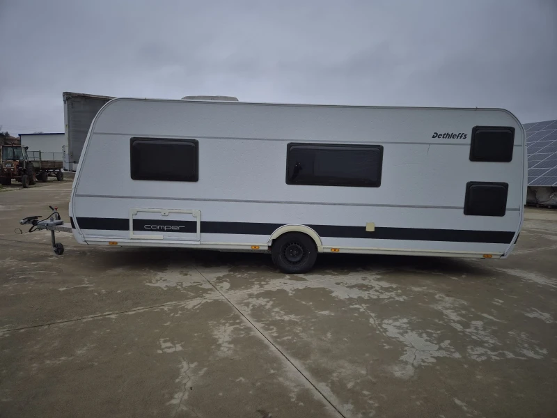Каравана Dethleffs Camper 560, снимка 6 - Каравани и кемпери - 53385593