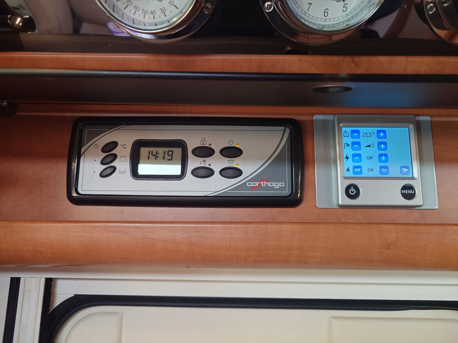 ������ Carthago E-LINE ���������  | Mobile.bg � ����������� 11