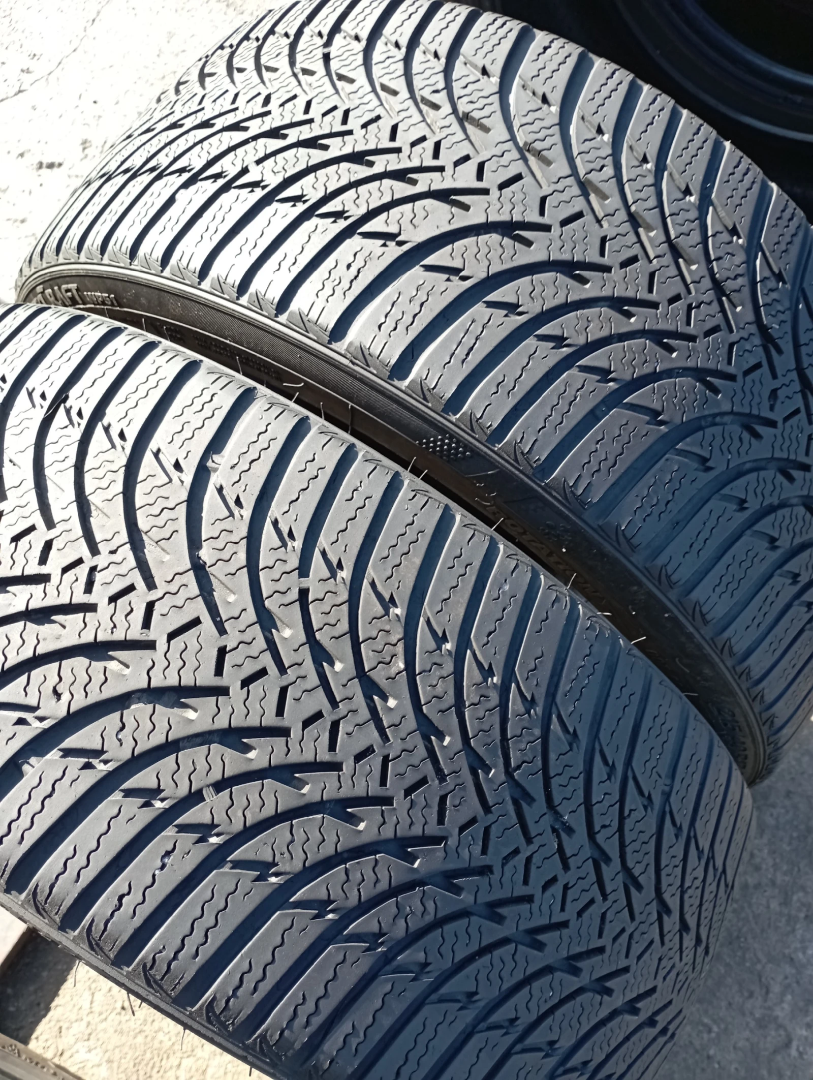  215/40R17 | Mobile.bg   3