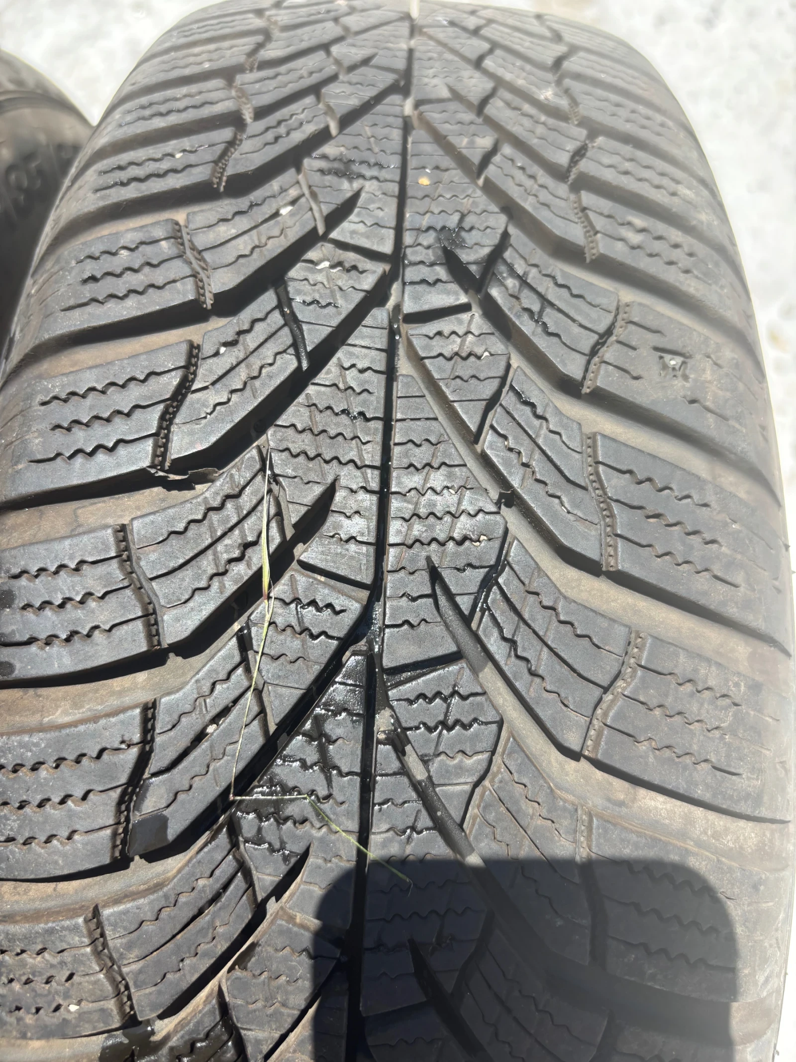 Гуми с джанти Kumho 185/60R15, снимка 6 - Гуми и джанти - 54974851