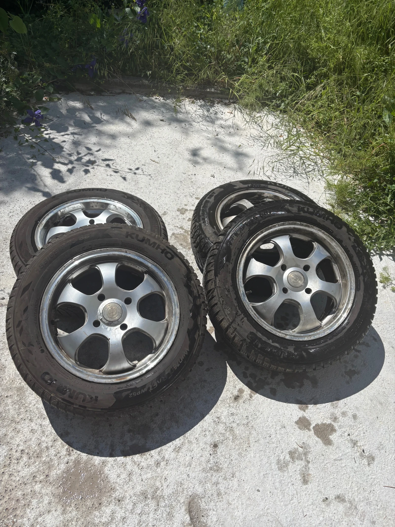 Гуми с джанти Kumho 185/60R15