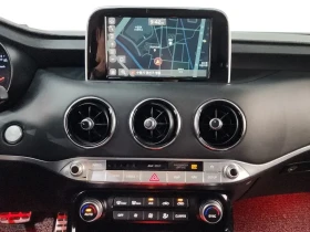 Kia Stinger 3.3 AWD GT - САМО 30% АВАНС, снимка 12