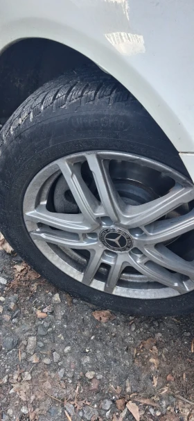 Mercedes-Benz C 250 - 2500 € / 4889.57 лв. - 17424991 9