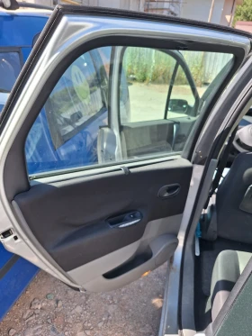 Renault Scenic - 900 € / 1760.25 лв. - 92860502 10