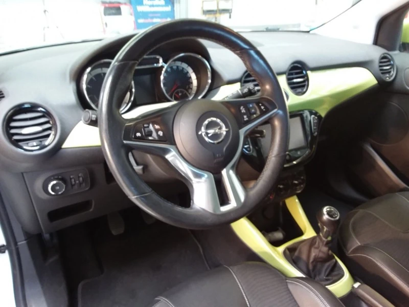 Opel Adam 1.4i, снимка 10 - Автомобили и джипове - 46142388