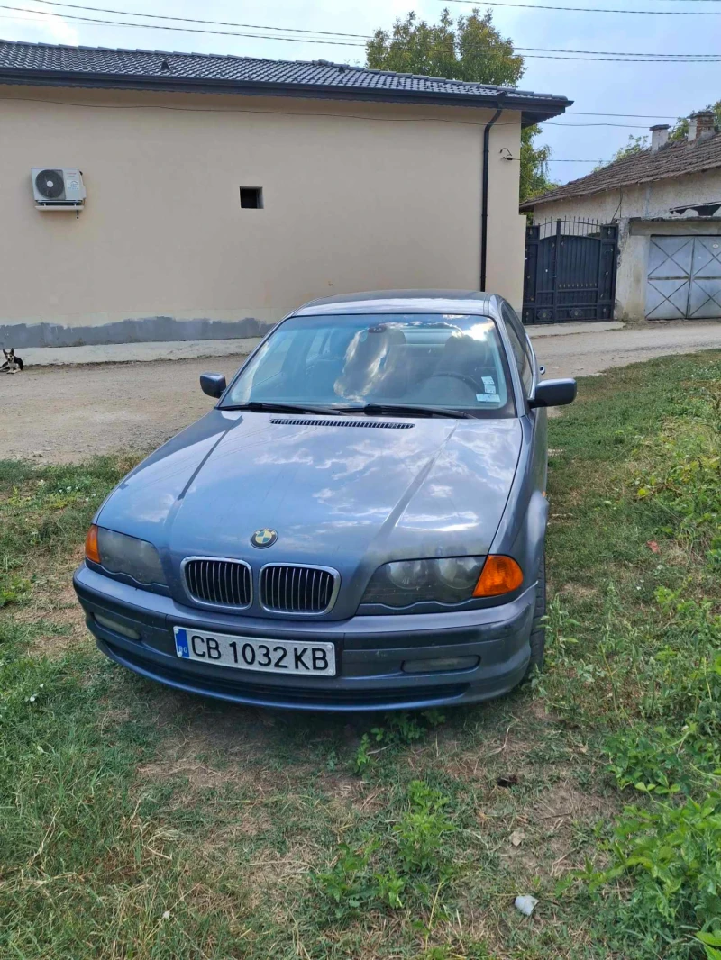 BMW 323, снимка 10 - Автомобили и джипове - 47303394