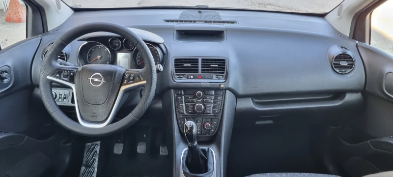 Opel Meriva 1.7 CDTI, снимка 14 - Автомобили и джипове - 47346340