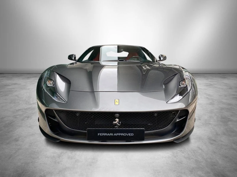 Ferrari 812 Superfast Ferrari 812 Superfast/GRIGIO SILVERSTONE, снимка 5 - Автомобили и джипове - 48098375