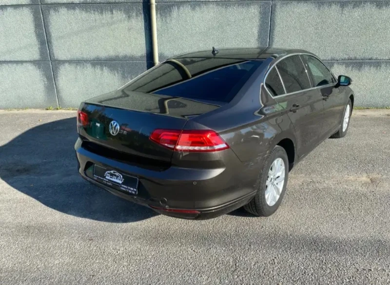 VW Passat 1.6TDI DSG, снимка 4 - Автомобили и джипове - 49392174