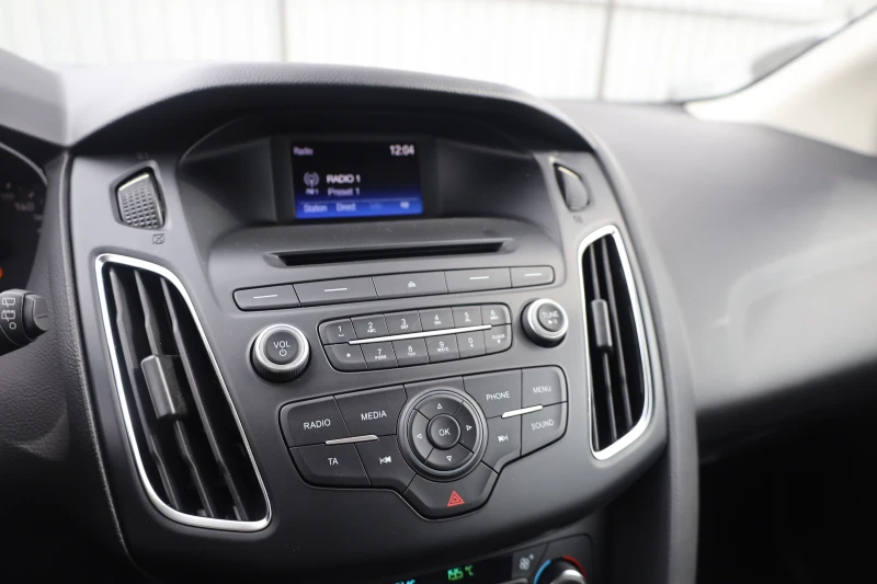 Ford Focus 1.0 EcoBoost Klimatronic ТЕМПОМАТ Start/Stop #iCar, снимка 14 - Автомобили и джипове - 49893186