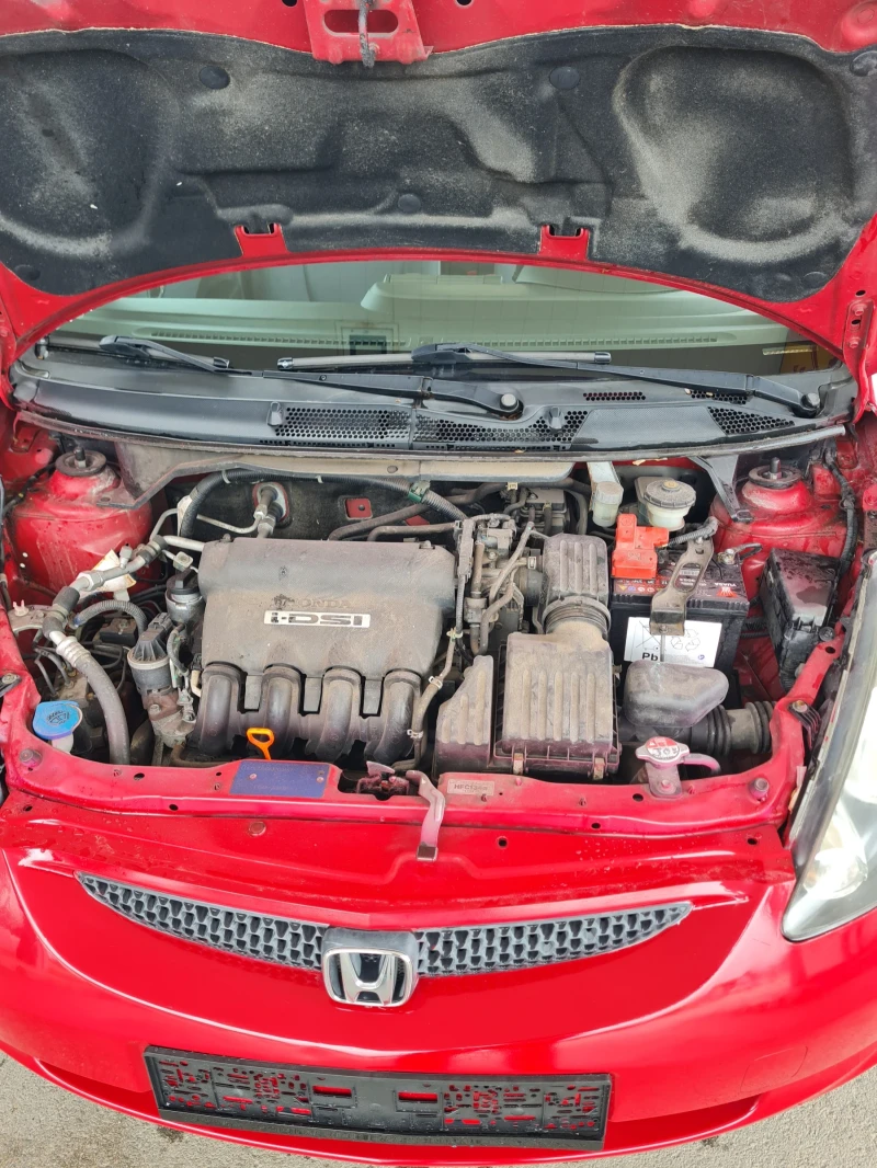 Honda Jazz 1.4куб. 87к.с.2006г. Фейстлифт , снимка 12 - Автомобили и джипове - 49911400