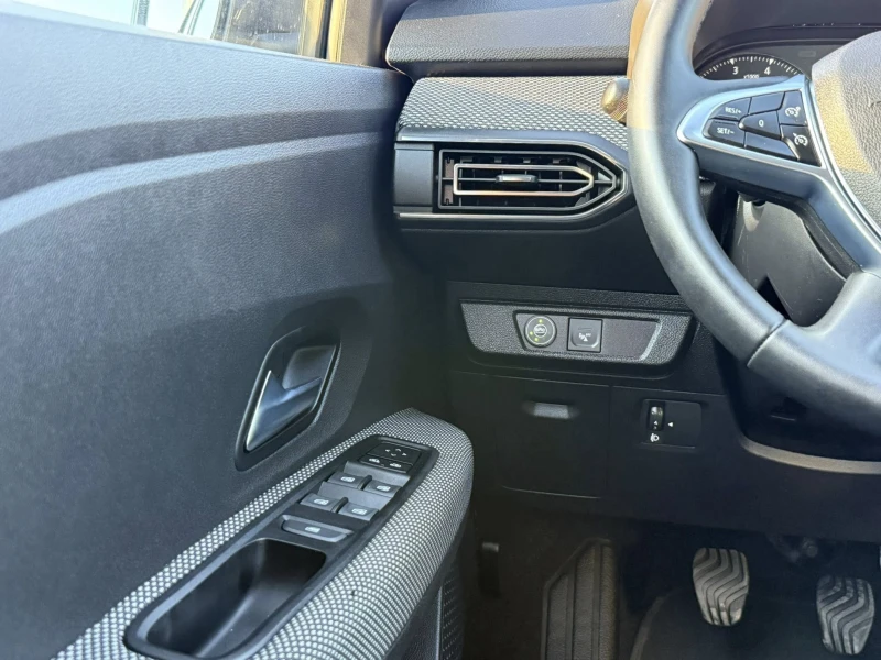 Dacia Sandero LPG BRC 19653KM, снимка 9 - Автомобили и джипове - 52163729