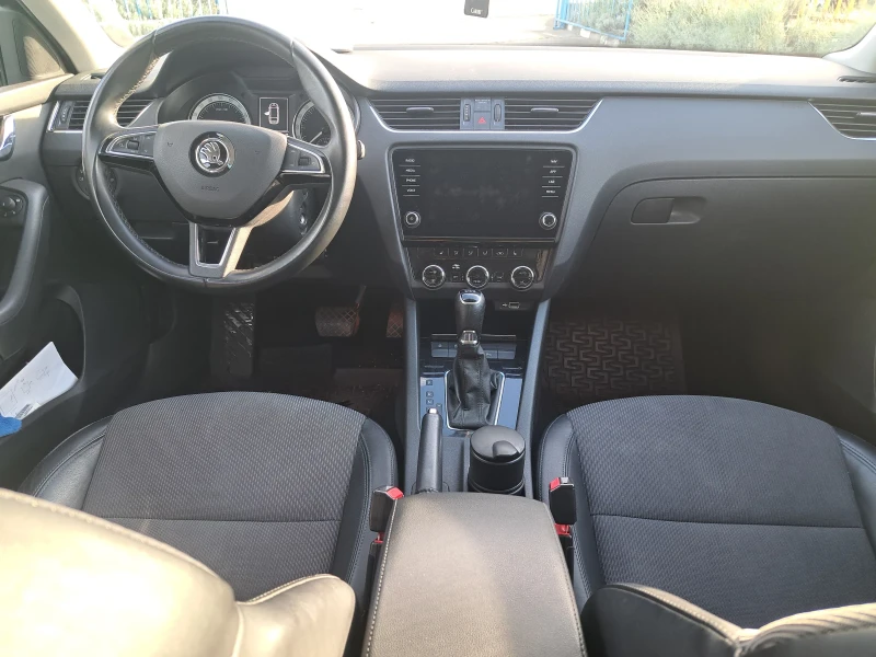 Skoda Octavia 1.6 , снимка 8 - Автомобили и джипове - 52249082