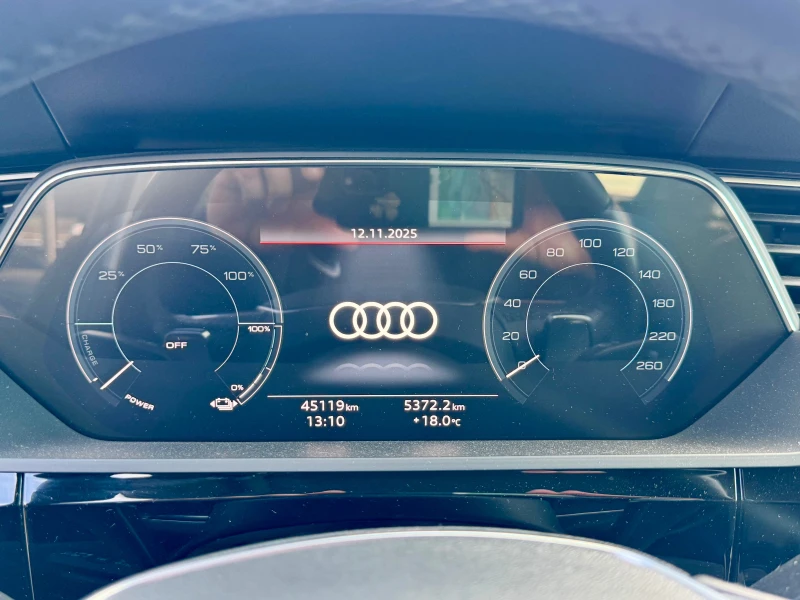 Audi E-Tron 50 Quattro* Sportback, снимка 13 - Автомобили и джипове - 52389416