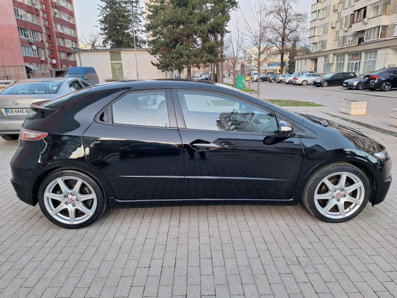 Honda Civic 1, 8 i-VTEC Face!, снимка 10 - Автомобили и джипове - 52850912