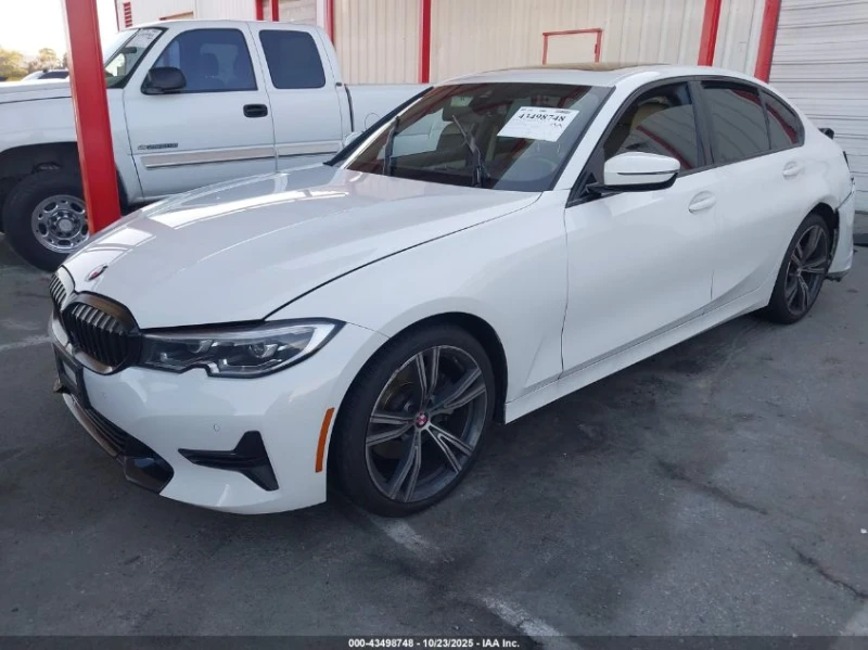 BMW 330 2l I, снимка 2 - Автомобили и джипове - 53215594