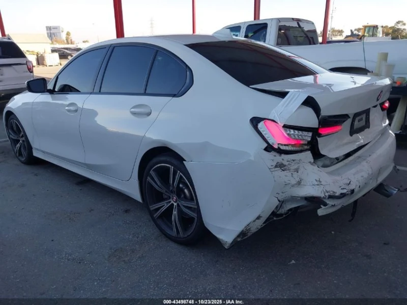 BMW 330 2l I, снимка 3 - Автомобили и джипове - 53215594