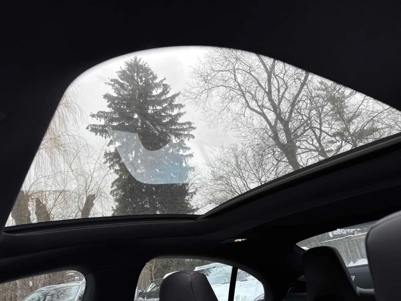 Mercedes-Benz CLA 250 4MATIC AMG Line | PANO | KEYLESS | 2 КЛЮЧА, снимка 10 - Автомобили и джипове - 53580313
