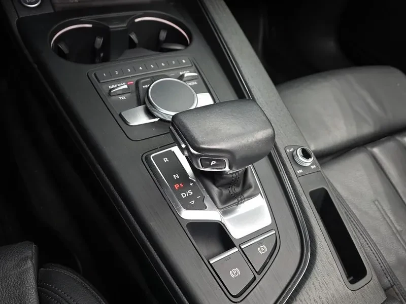 Audi A4 2.0 Tdi Premium, снимка 9 - Автомобили и джипове - 53675176