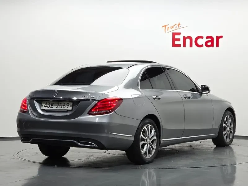 Mercedes-Benz C 220 Bluetech Avantgarde, снимка 2 - Автомобили и джипове - 54955059
