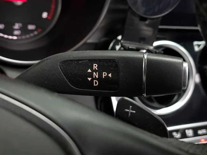 Mercedes-Benz C 220 Bluetech Avantgarde, снимка 9 - Автомобили и джипове - 54955059
