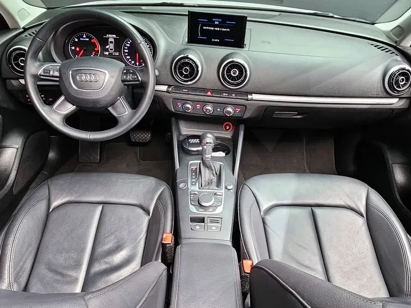 Audi A3 1.6 TDI, снимка 14 - Автомобили и джипове - 54971505