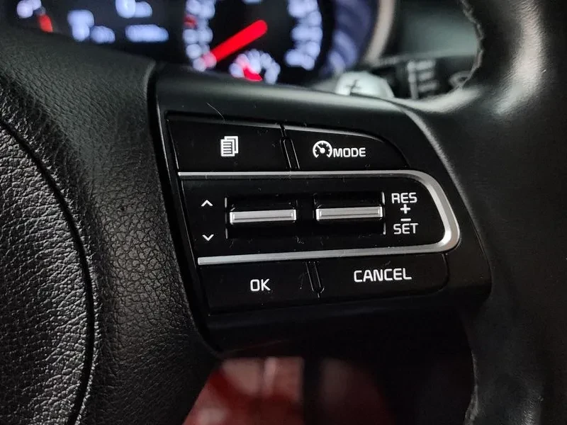 Kia Stinger 3.3 AWD GT - САМО 30% АВАНС, снимка 16 - Автомобили и джипове - 55998803