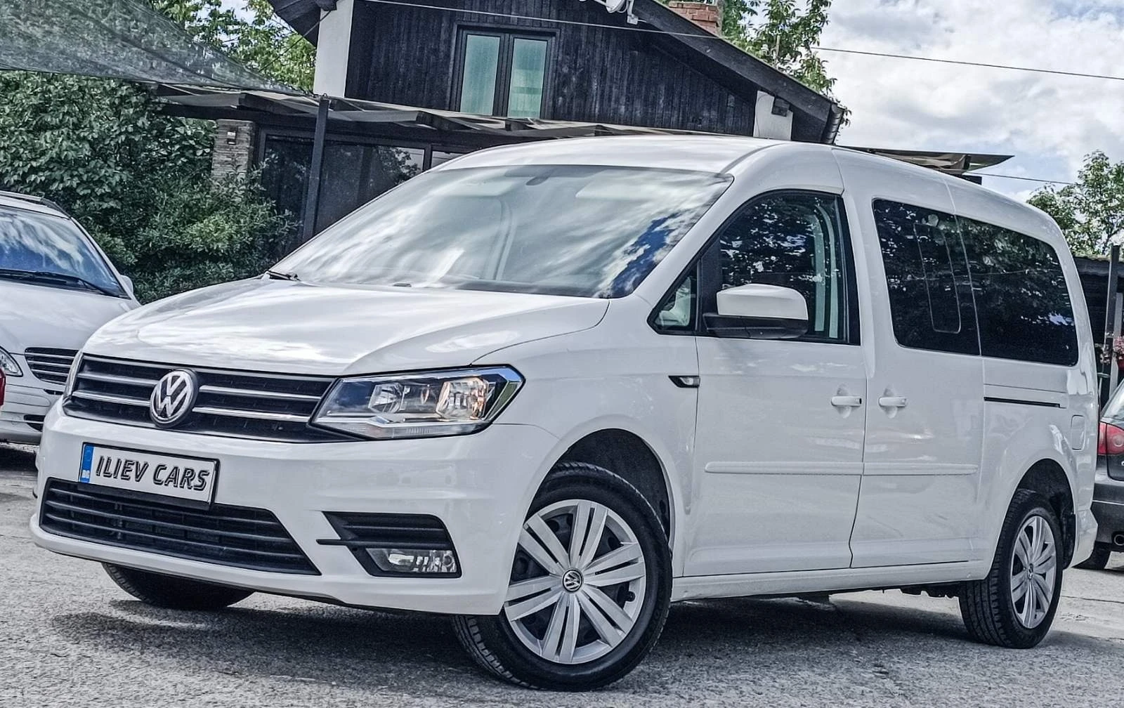 VW Caddy 2.0TDI MAXI 5 МЕСТЕН - [1] 