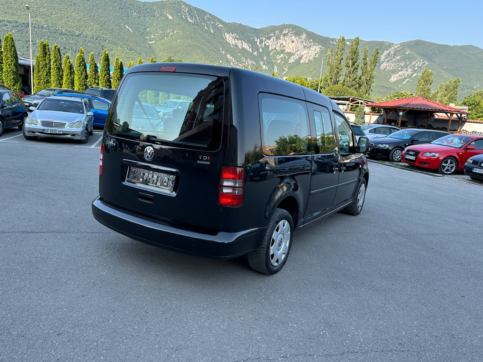 VW Caddy MAXI-1.6TDI  - изображение 5