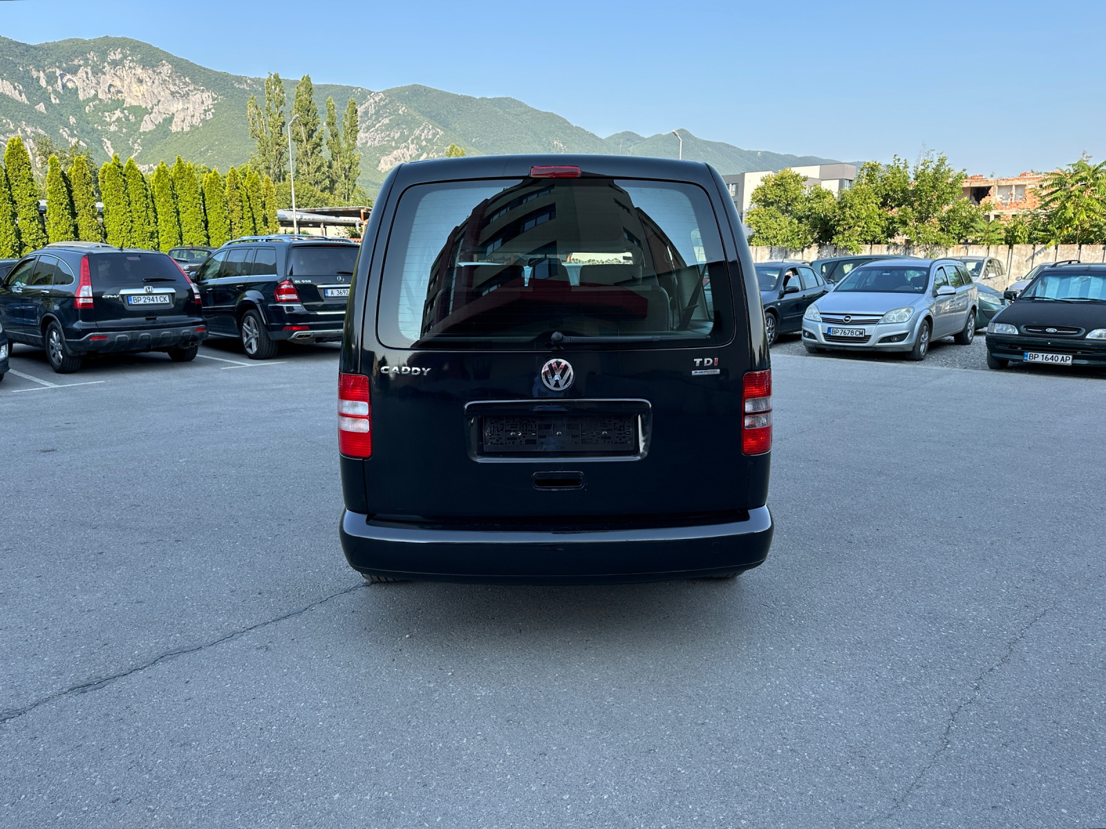 VW Caddy MAXI-1.6TDI  - изображение 6