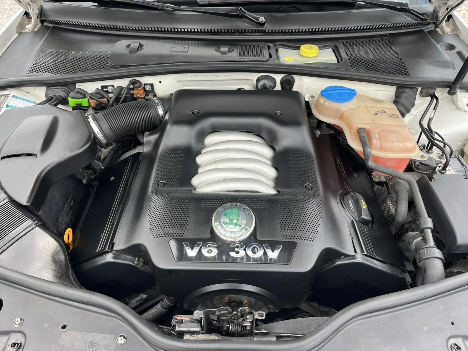 Skoda Superb V6 2.8I 193     | Mobile.bg   16