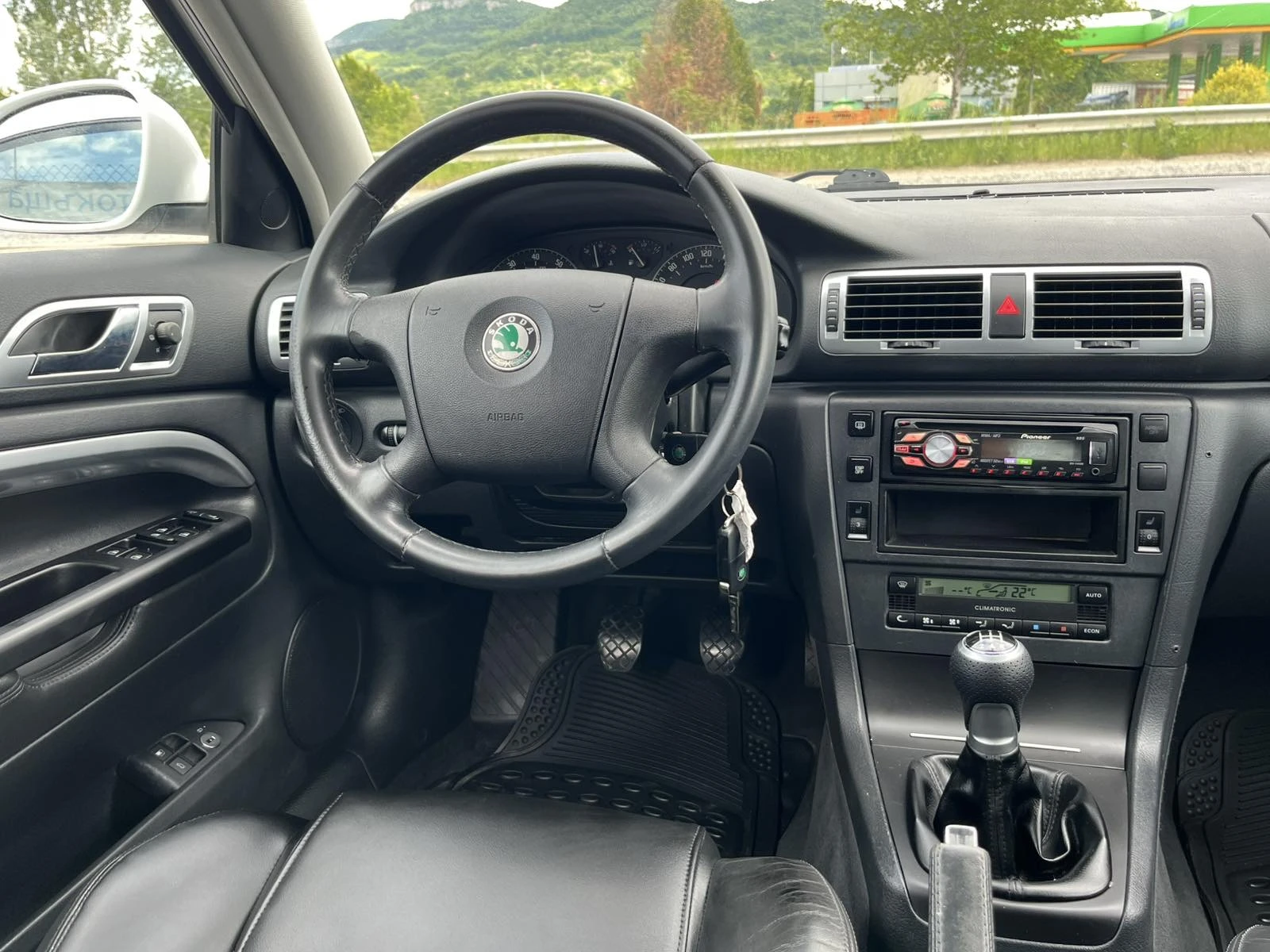 Skoda Superb V6 2.8I 193     | Mobile.bg   12