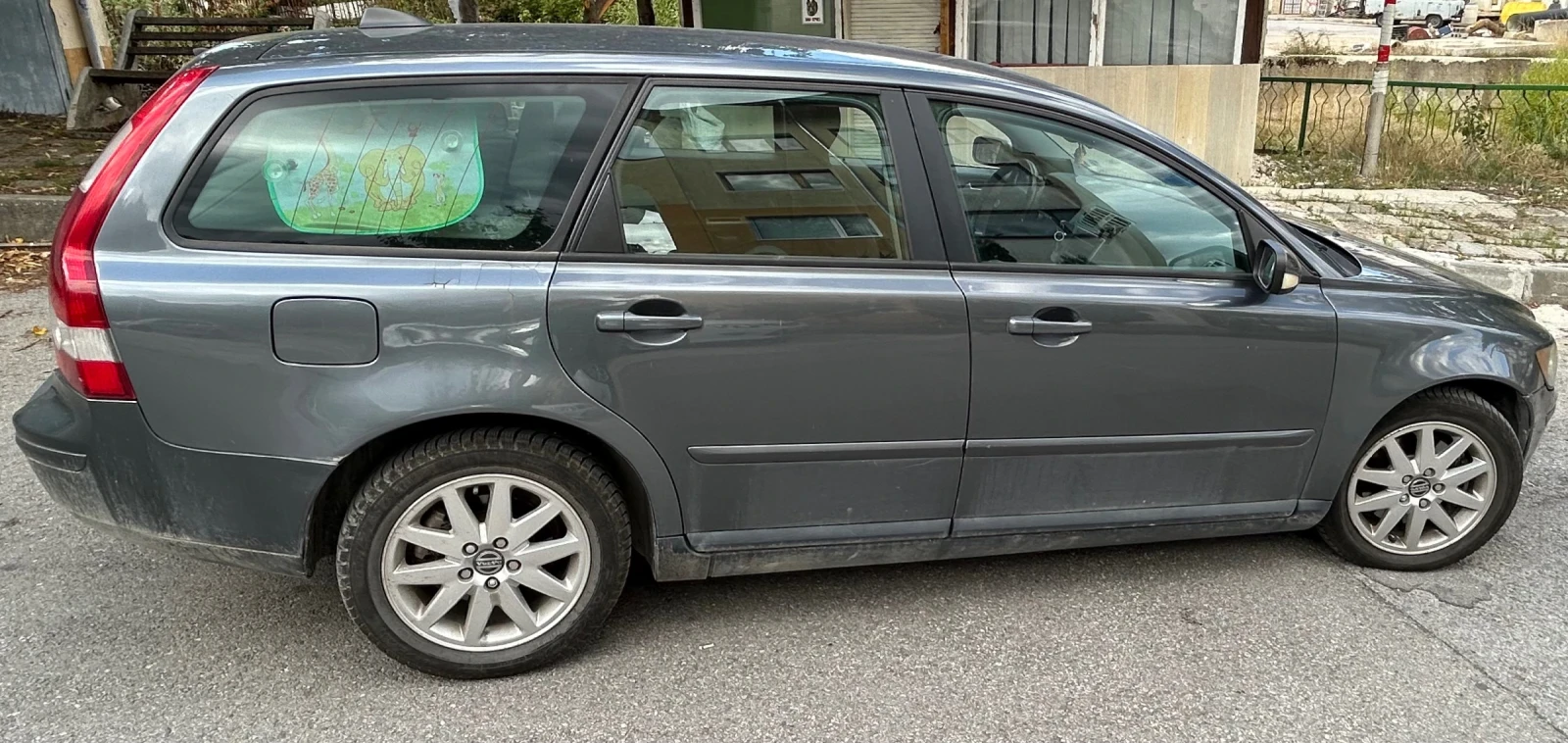 Volvo V50  - изображение 2