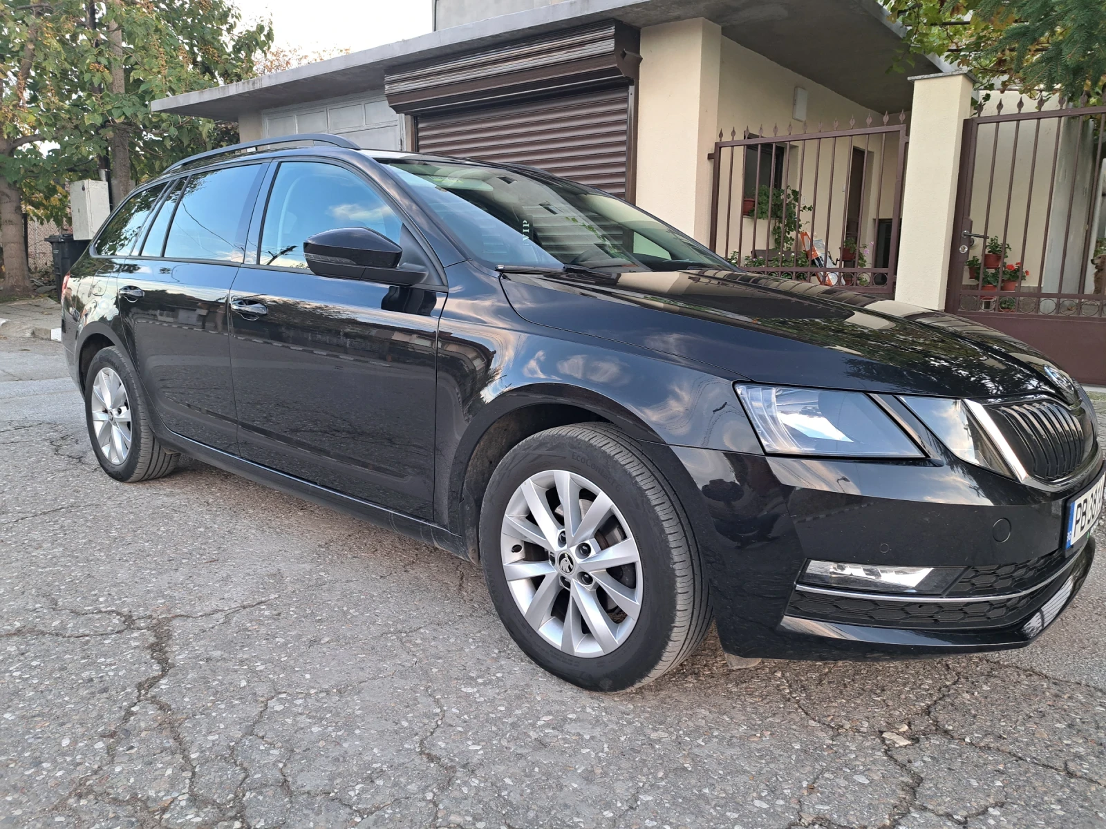 Skoda Octavia 1.6  | Mobile.bg   3