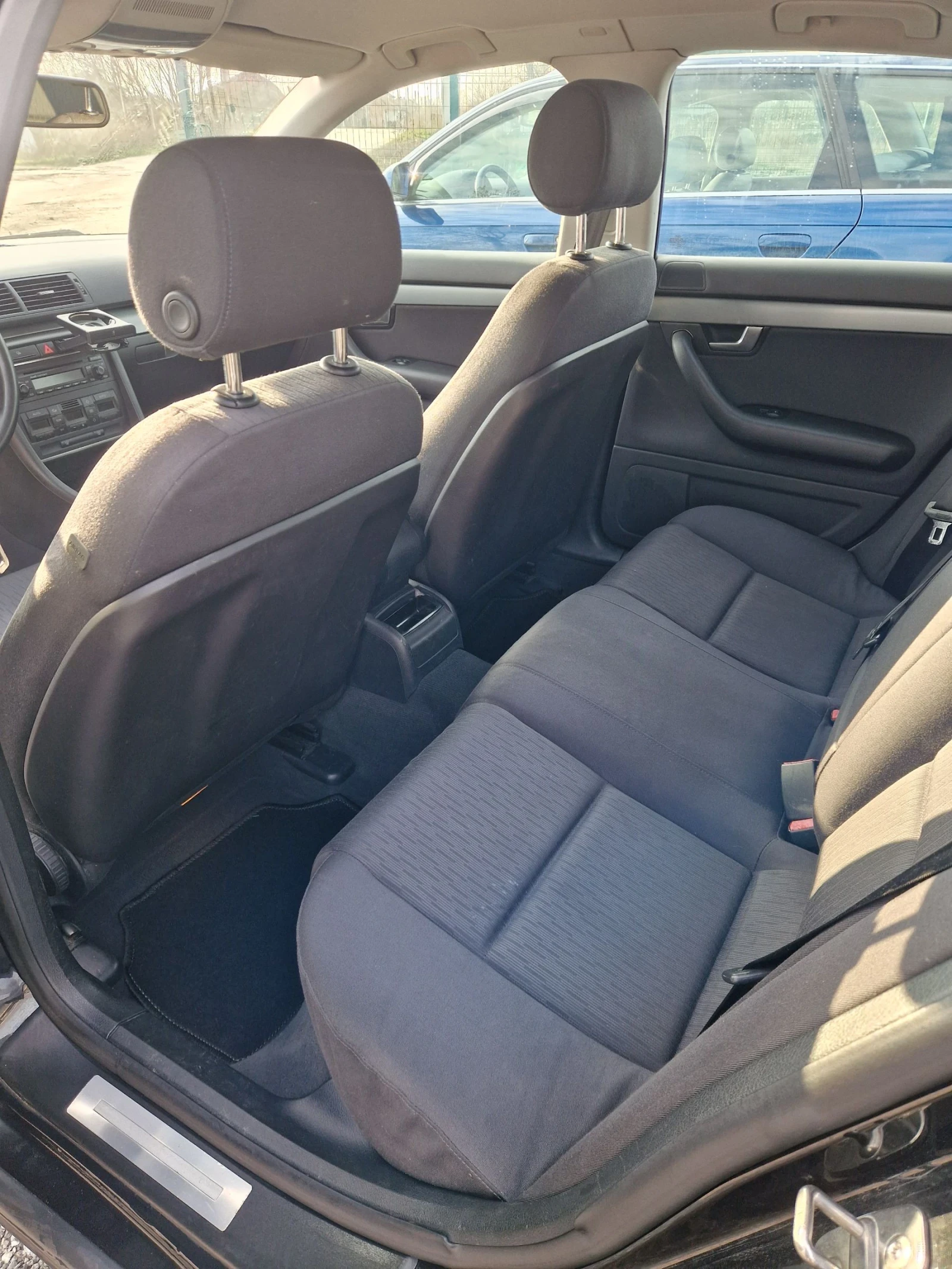 Audi A4 2.0 130кс. - изображение 8