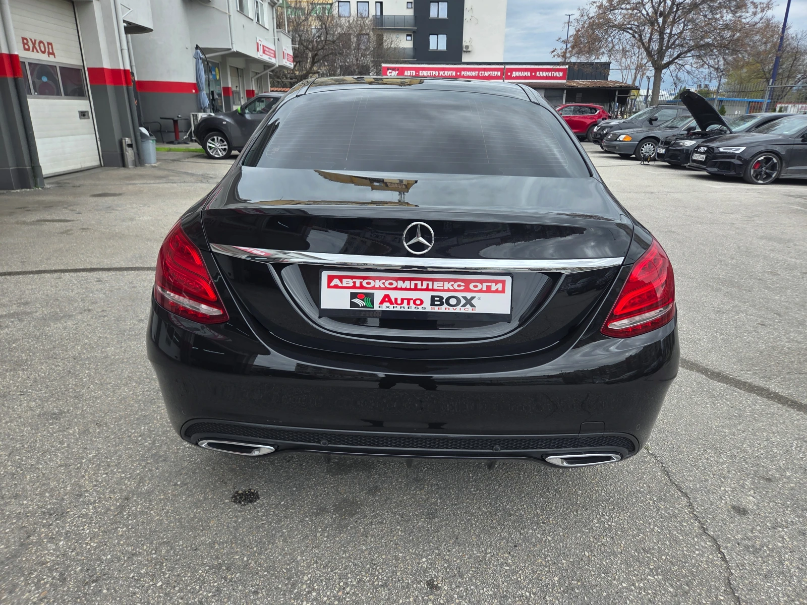 Mercedes-Benz C 220 d/AMG Line/BlueTEC, снимка 4 - Автомобили и джипове - 54028027