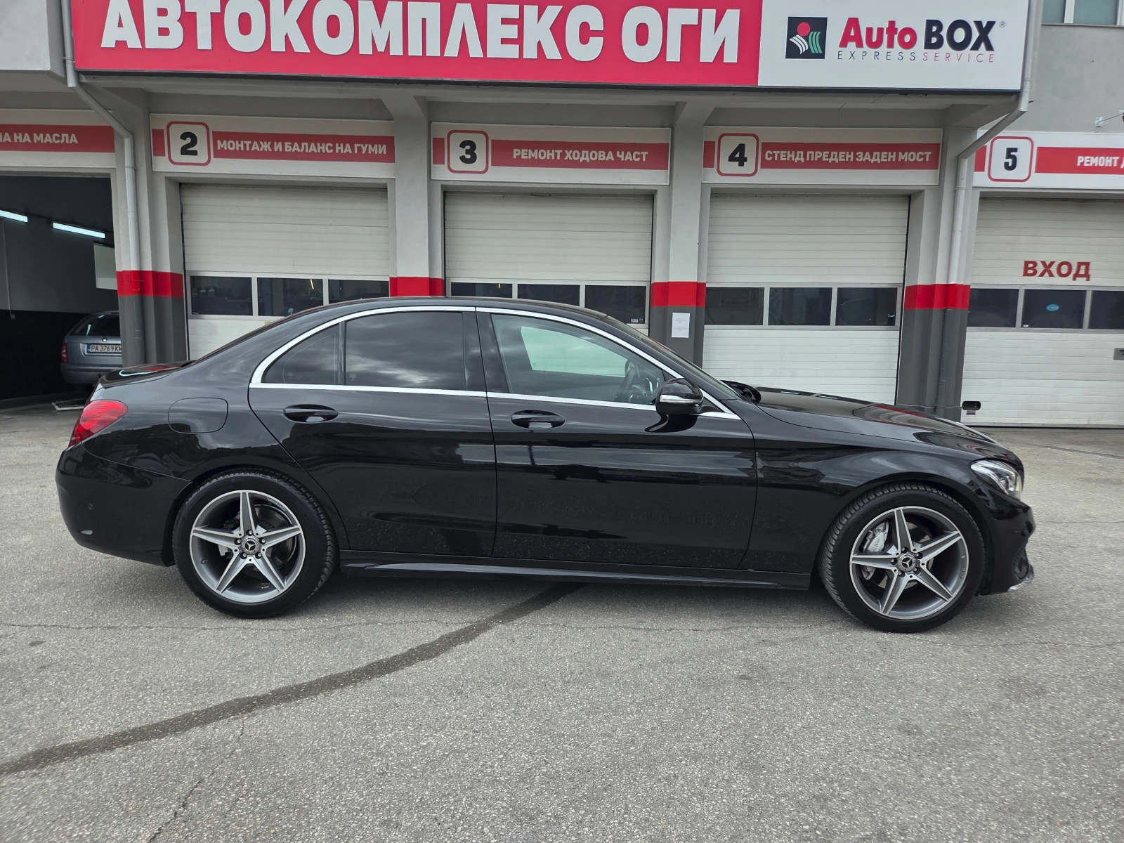 Mercedes-Benz C 220 d/AMG Line/BlueTEC, снимка 6 - Автомобили и джипове - 54028027