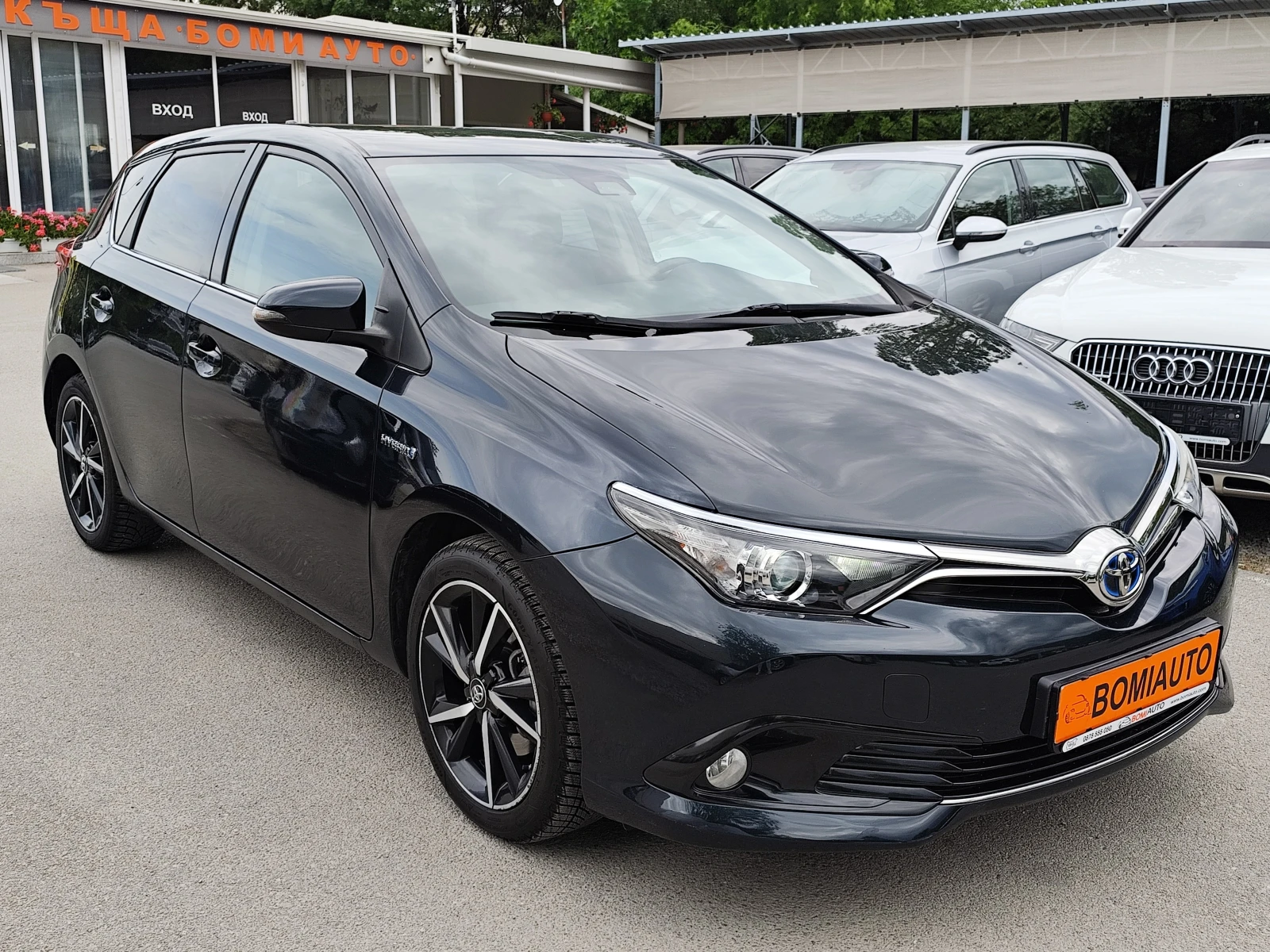 Toyota Auris  1.8HYBRID* EURO6B* LED* , снимка 3 - Автомобили и джипове - 54607682