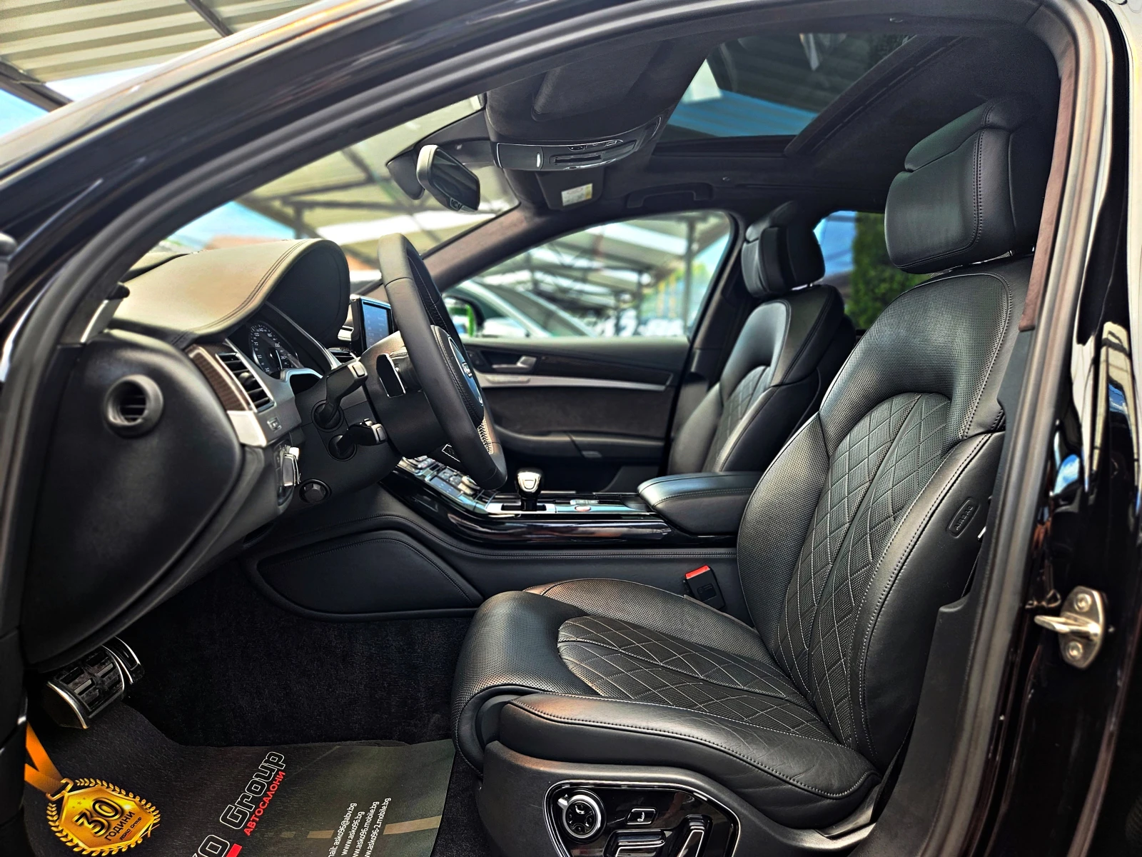 Audi S8 PLUS/CERAMIC/DISTR/360CAM/МАСАЖ/ОБДУХ/ВАКУУМ/LIZIN, снимка 15 - Автомобили и джипове - 54719212