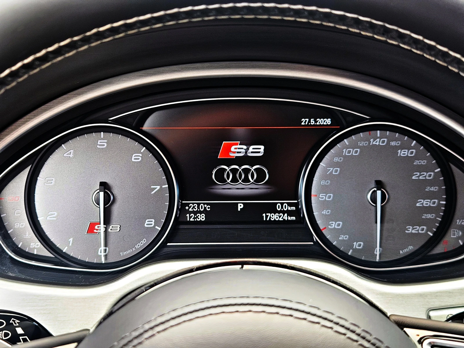 Audi S8 PLUS/CERAMIC/DISTR/360CAM/МАСАЖ/ОБДУХ/ВАКУУМ/LIZIN, снимка 9 - Автомобили и джипове - 54719212