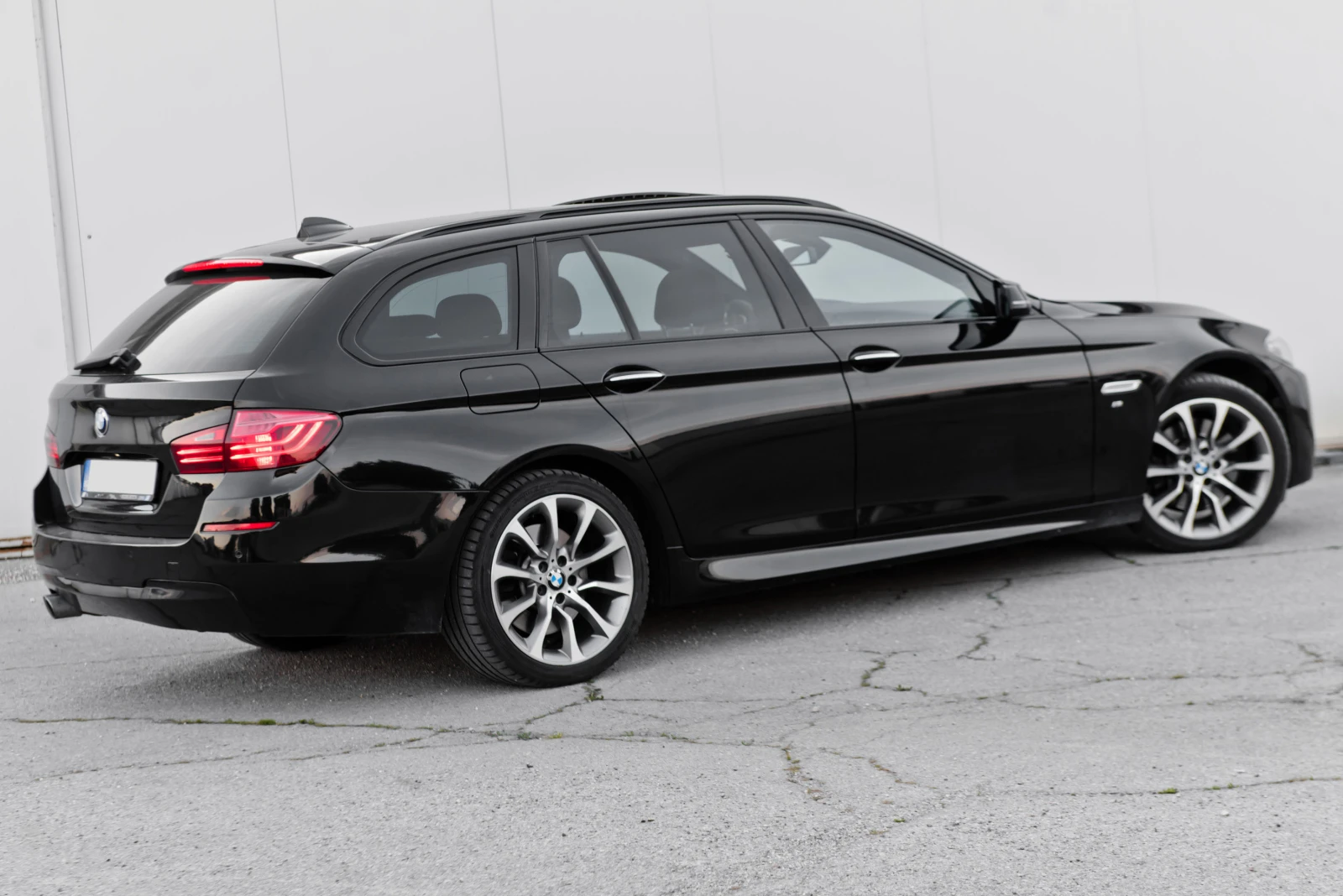 BMW 530 X-DRIVE, снимка 4 - Автомобили и джипове - 54981912