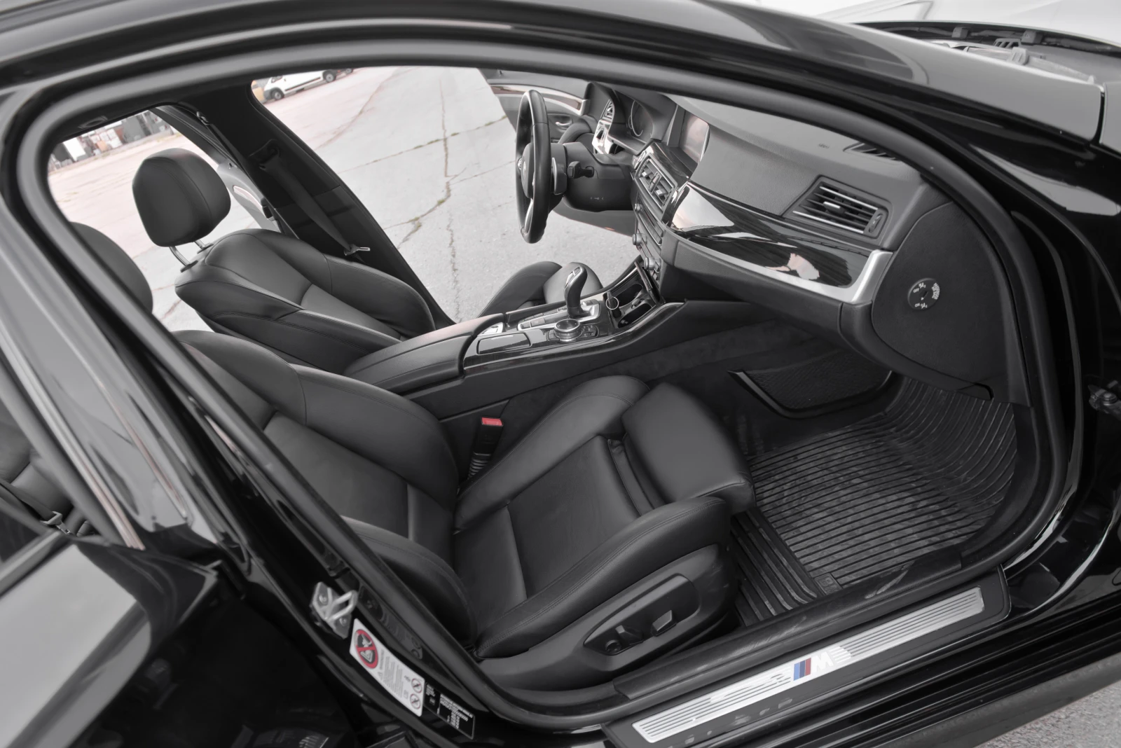 BMW 530 X-DRIVE, снимка 12 - Автомобили и джипове - 54981912