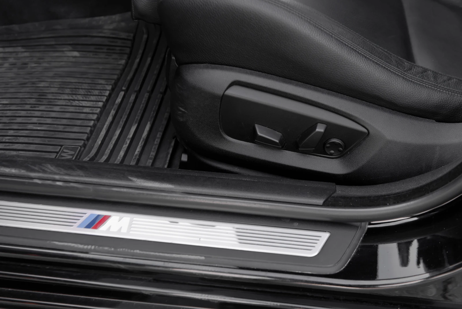 BMW 530 X-DRIVE, снимка 10 - Автомобили и джипове - 54981912