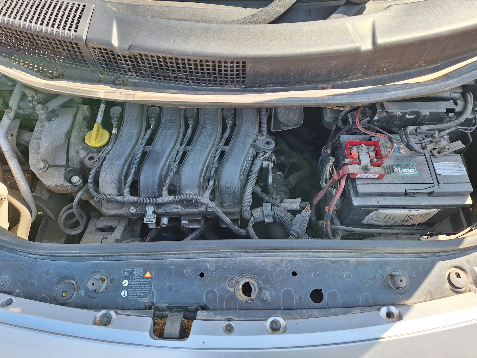 Renault Scenic, снимка 6 - Автомобили и джипове - 55543943