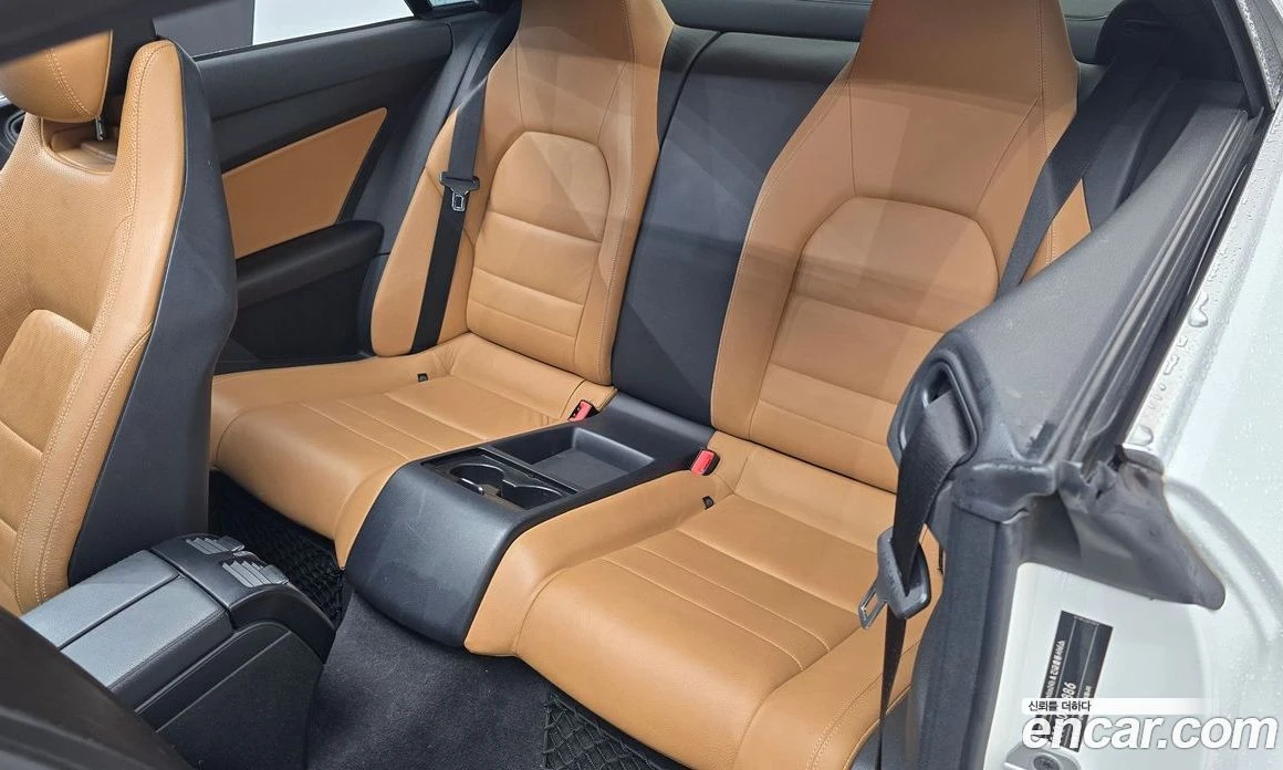 Mercedes-Benz E 350 E350 Coupe, снимка 11 - Автомобили и джипове - 56117454