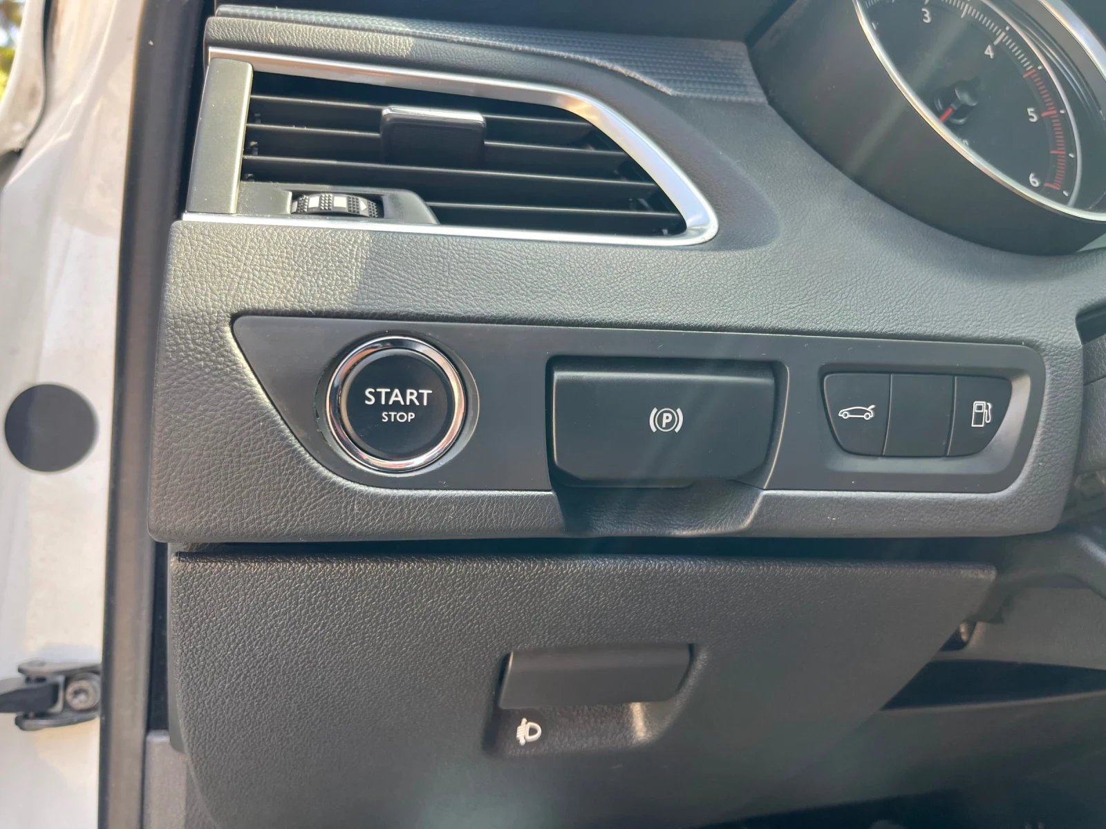 Peugeot 508 2.0HDI 181KC FULL EKSTRI, снимка 14 - Автомобили и джипове - 56138294