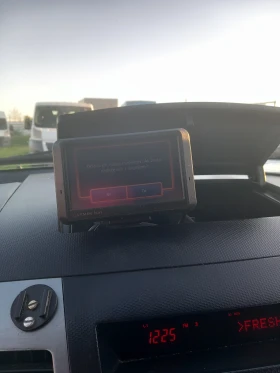 Mitsubishi Outlander 2000 TDI , 140 коня, изплащане през ТБИ банк. , снимка 11