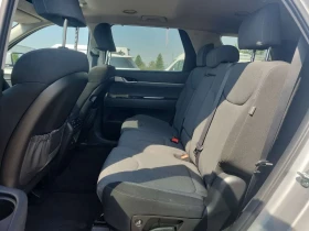 Hyundai Palisade 8 passenger/Awd Preferred /CARFAX/ФИНАНСИРАНЕ, снимка 11